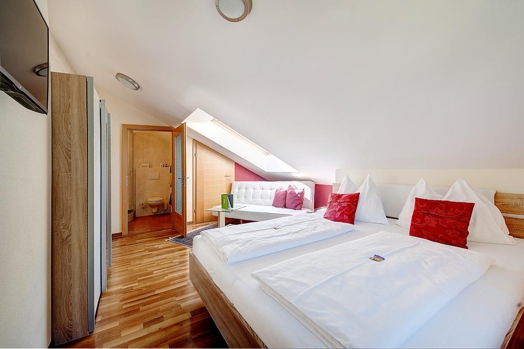 Hotel Buerglstein Saint Wolfgang Εξωτερικό φωτογραφία