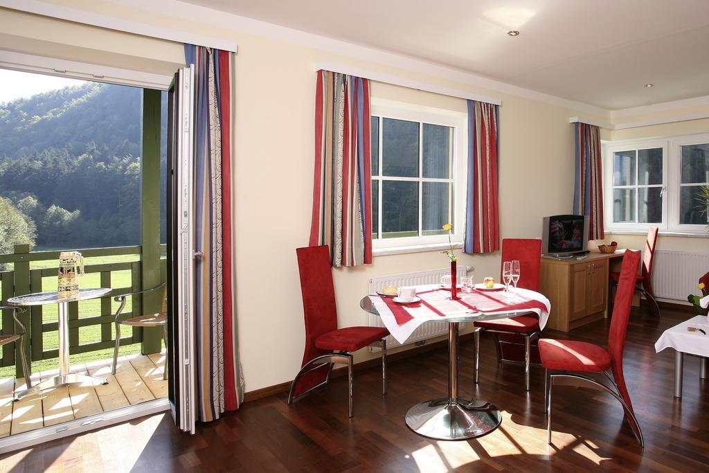 Hotel Buerglstein Saint Wolfgang Εξωτερικό φωτογραφία